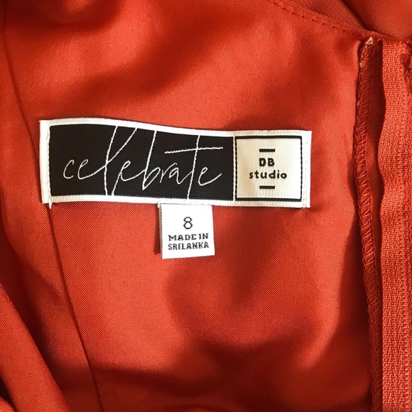 David’s Bridal - Size 8 - NWT. Bridesmaid Dress Sienna Flutter Sleeve Full Skirt - Picture 4 of 7